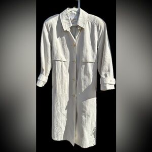 Vintage London Fog Trench Coat Beige Women’s 8 Reg Union Made USA Belt Hood